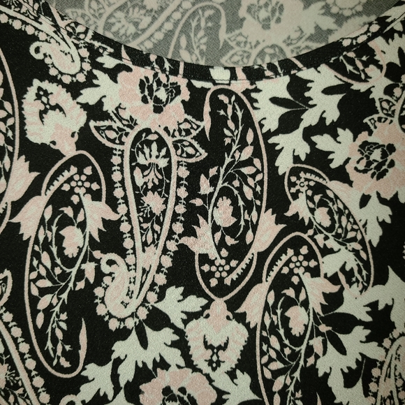 COPY - Roz and Allie plus size top short sleeve - Picture 5 of 7